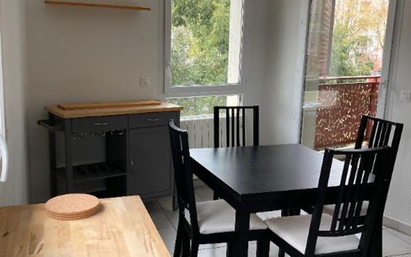 Appartement à louer    3 pièces •  Lyon 7