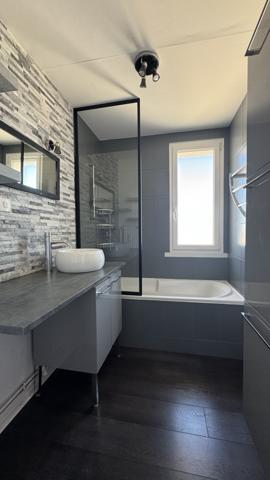 Saint-Étienne (42100) Exclusivité appartement F3 de 70,20m2 au dernier étage avec jolie vue