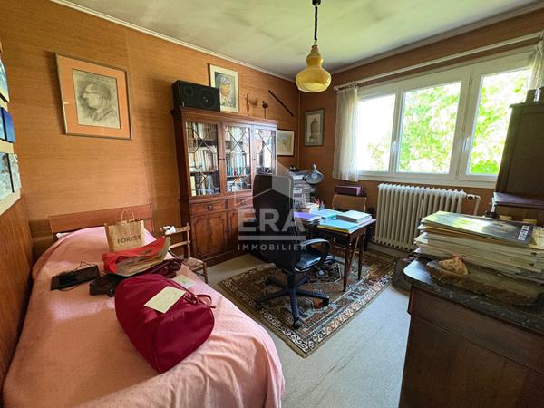 Maison familiale pleine de potentiel ! Secteur recherché de la Haie-Bergerie !