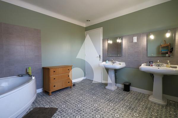 Maison 6 pièces 160.43 m2
