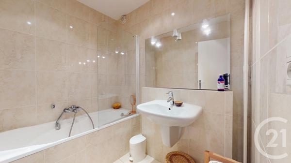 Appartement F4 à vendre  4 pièces - 82,65 m2 NANTES - 44