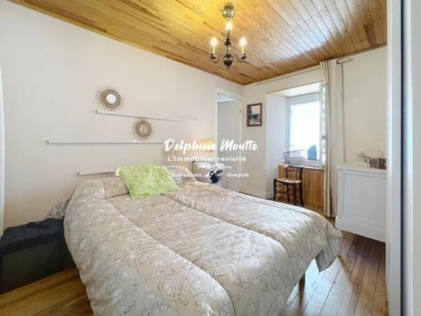 ABRIES- Centre village, T4