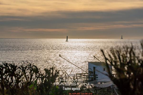VAUX-SUR-MER-PONTAILLAC - METAMORPHOSE D'UNE VILLA AVEC TRES BEL APERCU MER
