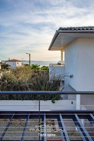 VAUX-SUR-MER-PONTAILLAC - METAMORPHOSE D'UNE VILLA AVEC TRES BEL APERCU MER