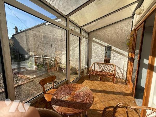 Maison à vendre à Sainte-Savine (10300)

Cette maison d'une surface d'environ 83,8 m² se comp...