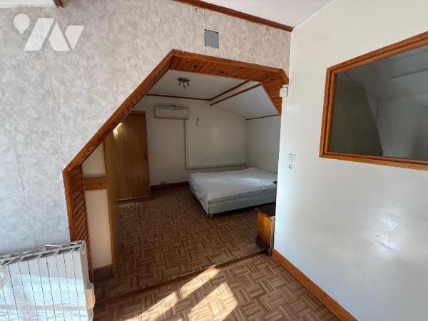 Maison à vendre à Sainte-Savine (10300)

Cette maison d'une surface d'environ 83,8 m² se comp...