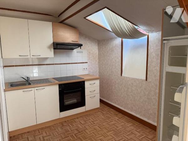 Maison à vendre à Sainte-Savine (10300)

Cette maison d'une surface d'environ 83,8 m² se comp...