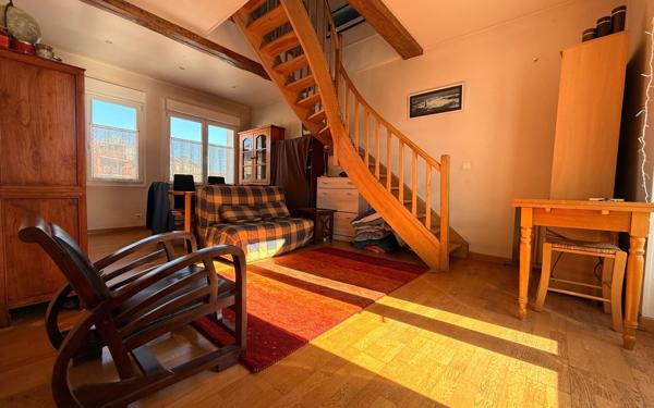 Appartement à vendre    2 pièces • 65 m2 Saint-Quentin