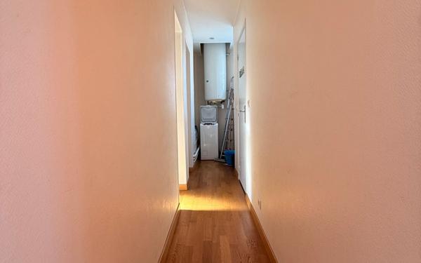 Appartement à vendre    2 pièces • 65 m2 Saint-Quentin