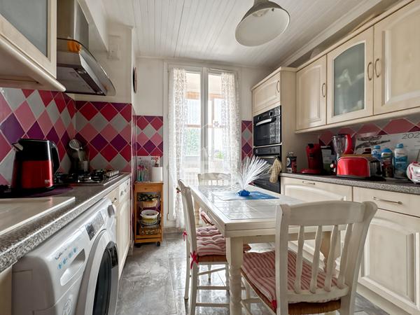 À vendre, Appartement T2/3 de 49 m² avec loggias et cave, Marseille 13014