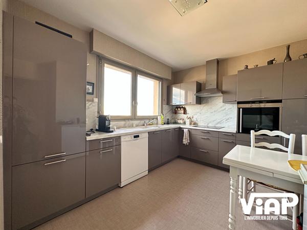 Denis Dussoubs - Appartement 107m² avec terrasse , Limoges Denis Dussoubs - Appartement 107m² avec terrasse , Limoges