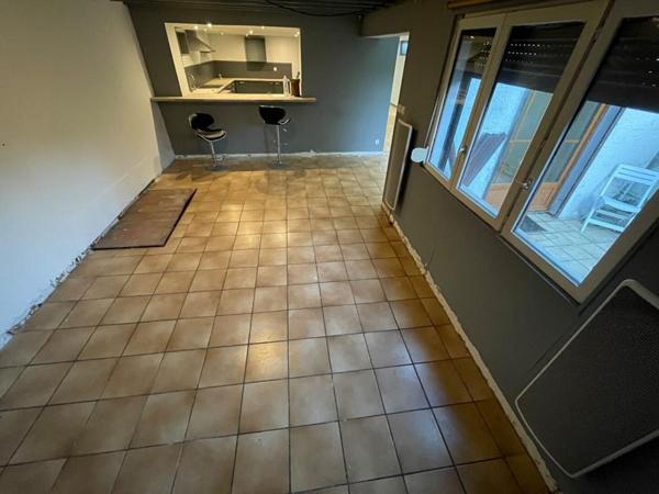 Semi-flammande de 122m2, quartier Burgault à rénover