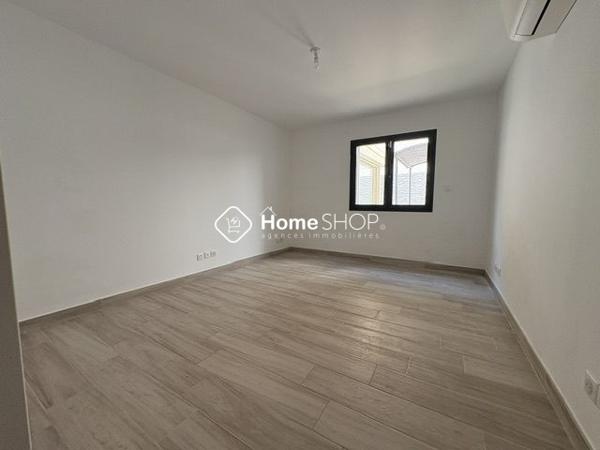 T2/3 + GARAGE + 2 PLACES DE PARKING