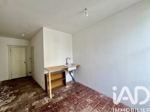 Immeuble à vendre 100 m² Saumur