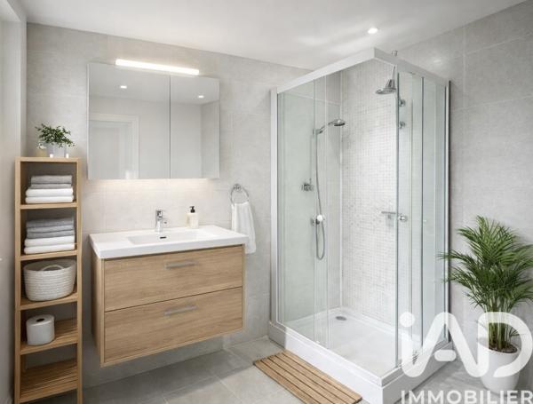 Immeuble à vendre 100 m² Saumur