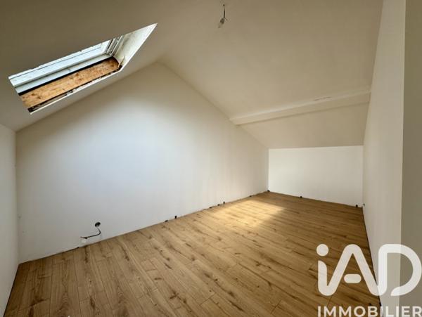 Immeuble à vendre 100 m² Saumur