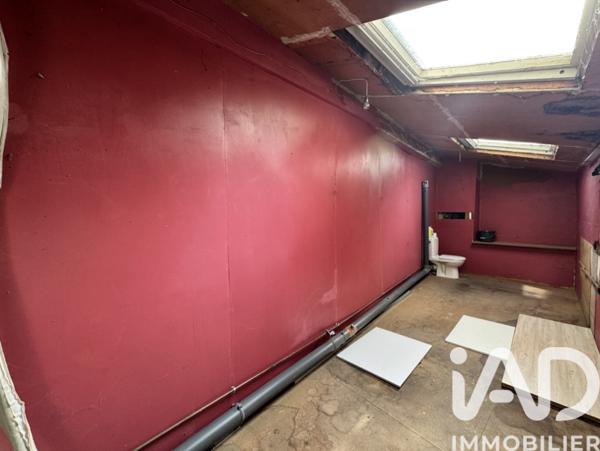 Immeuble à vendre 100 m² Saumur