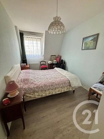 Appartement à vendre  3 pièces - 70,84 m 2   ST QUENTIN  - 02