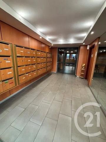 Appartement à vendre  3 pièces - 70,84 m 2   ST QUENTIN  - 02