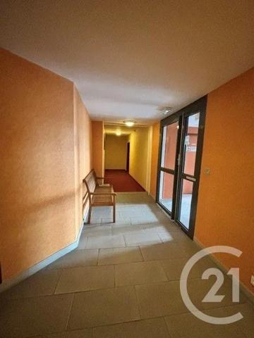 Appartement à vendre  3 pièces - 70,84 m 2   ST QUENTIN  - 02