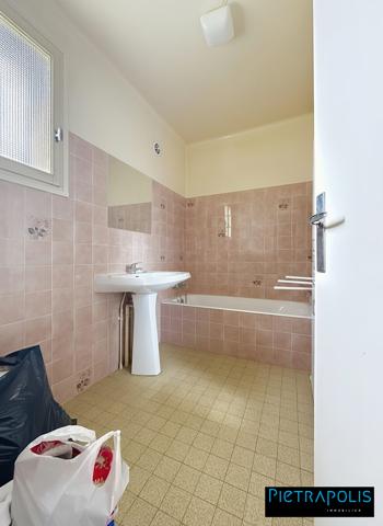 SOUS OFFRE - Maison à rénover à Marcy – Beau potentiel