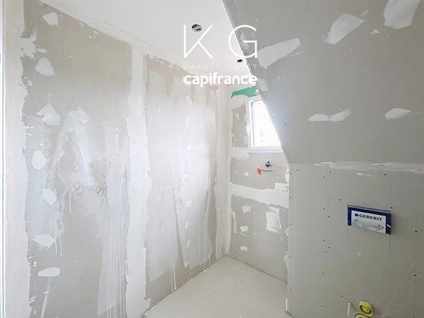 EXCLUSIVITE, à 5 minutes de Deauville, belle opportunité, maison à vendre de 220 m² sur un terrain de 813 m², la liberté de personnaliser les finitions