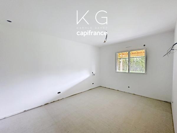 EXCLUSIVITE, à 5 minutes de Deauville, belle opportunité, maison à vendre de 220 m² sur un terrain de 813 m², la liberté de personnaliser les finitions