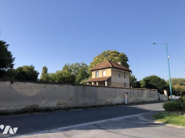 JUVIGNY (51150) Maison d'environ 90m² À RÉNOVER sr une parcelle de 1856m²