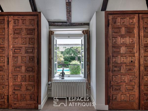 La demeure historique et sa piscine