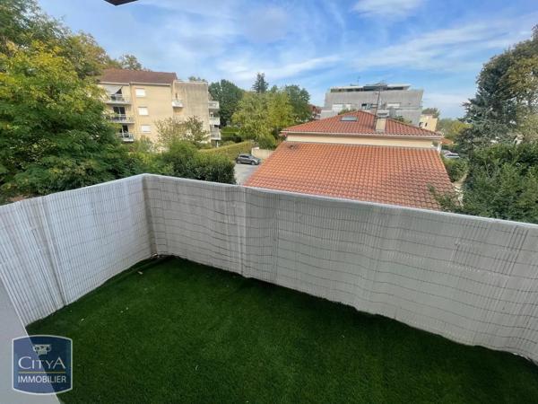 Appartement à louer 3 pièces 55.96m² Pau (64000)
