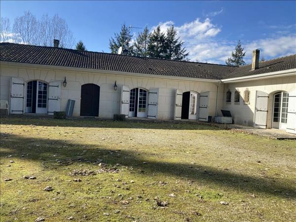 Maison à vendre |  Garat |  8 pièces | 228 m²