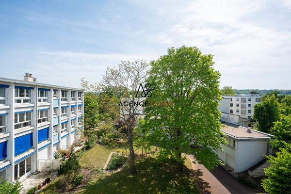 Appartement Le Vésinet - 69 m² - 3 pièces Le vesinet Appartement Le Vésinet - 69 m² - 3 pièces Le vesinet