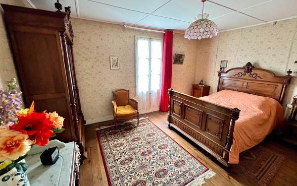 Maison à vendre    5 pièces •  Ychoux