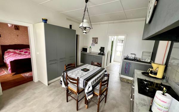 Maison à vendre    5 pièces •  Ychoux