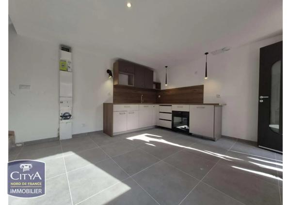Maison à louer 2 pièces 27.68m² Lillers (62190)