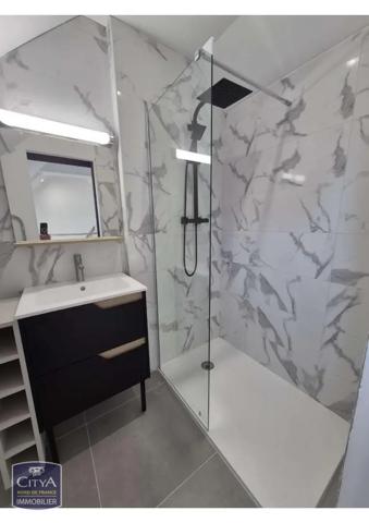 Maison à louer 2 pièces 27.68m² Lillers (62190)