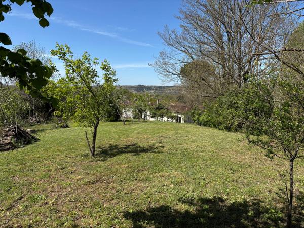 Terrain constructible 1019 m²