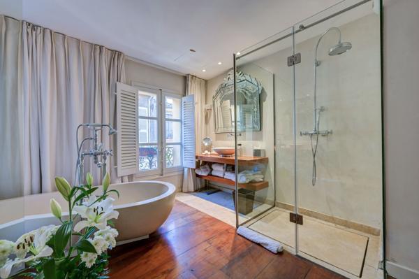 Vente Maison de luxe Aix-en-Provence 7 Pièces 360 m²