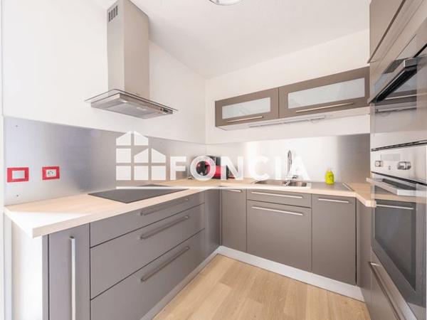 À vendre Appartement 3 pièces 64.8 m² - Cenon 33150