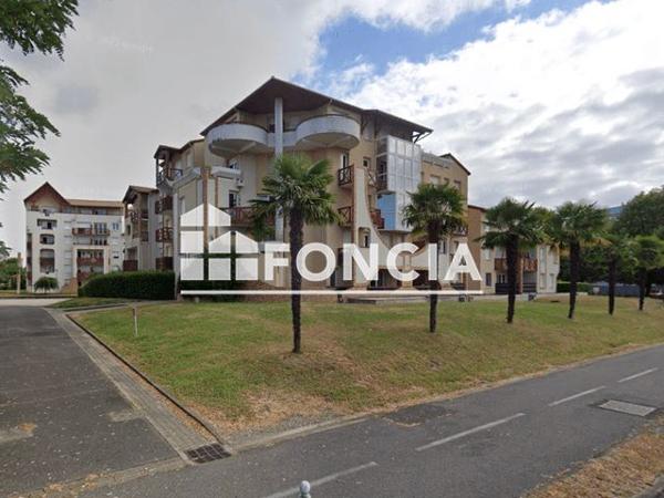 Location Appartement 2 pièces 50.5 m² - 30-32 RUE RONSARD Pau 64000