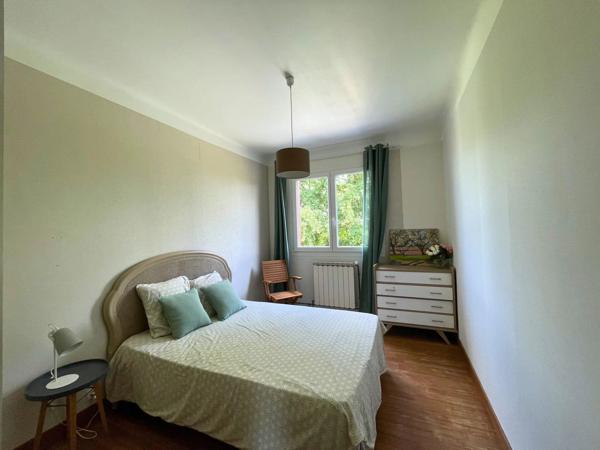 Vente                                                      Maison
                        
                     12 pièces                      311 m2                     à Saint-Palais