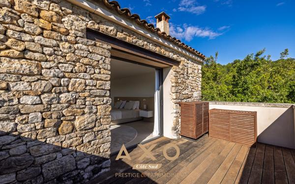 LE PUY SAINTE REPARADE - MAISON - T8 - 470 M2 - GARAGE - PISCINES - PARC 6 HECTARES - 4 700 000€