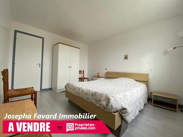 MAISON FAMILIALE-  4 Chambres - GRAND TERRAIN À MASSERET