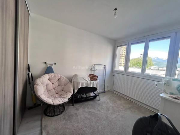 Vente Appartement 4 pièces 84 m2 à Échirolles