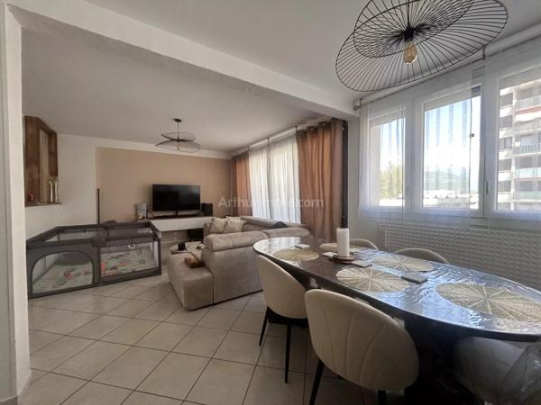 Vente Appartement 4 pièces 84 m2 à Échirolles