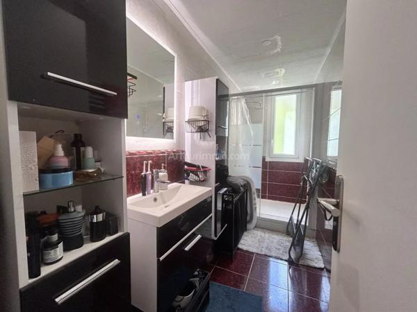 Vente Appartement 4 pièces 84 m2 à Échirolles