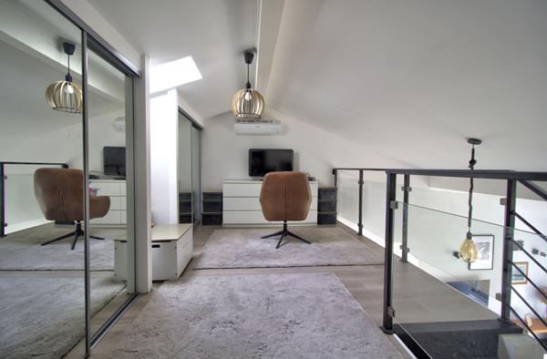 ROQUEFORT - Maison de 132m² habitables avec 3 chambres dont une suite parentales, abris voiture et jardin.