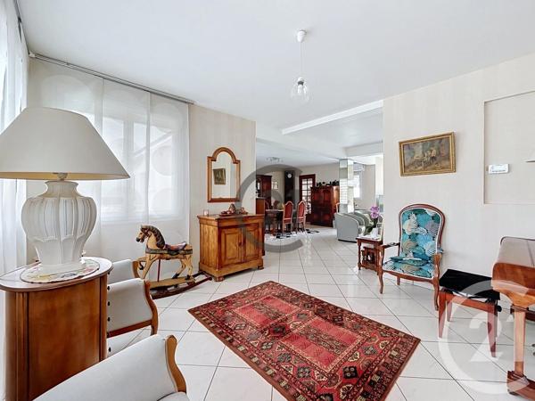 Maison à vendre  8 pièces - 187,72 m 2   REIMS  - 51