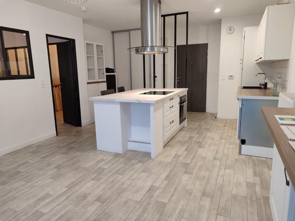 La Rochelle (17000) LA ROCHELLE PROCHE CENTRE VILLE : RESIDENCE STANDING 2018 (ASCENSEUR)