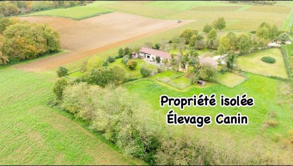 Domaine avec Maison et Appartement Sans voisinage